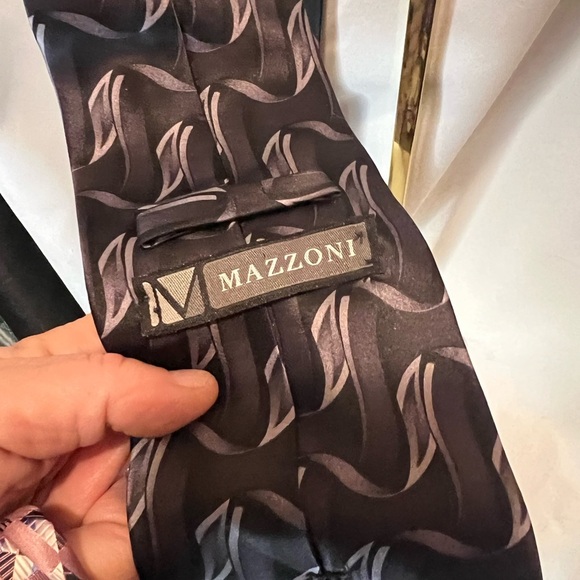 Roberto Villini Silk Pink  and Black Geometric Textured Tie - Picture 2 of 6